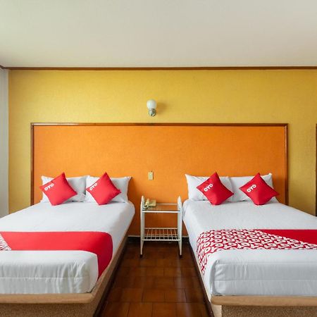 Oyo Hotel Casa Blanca Martínez de La Torre Kültér fotó