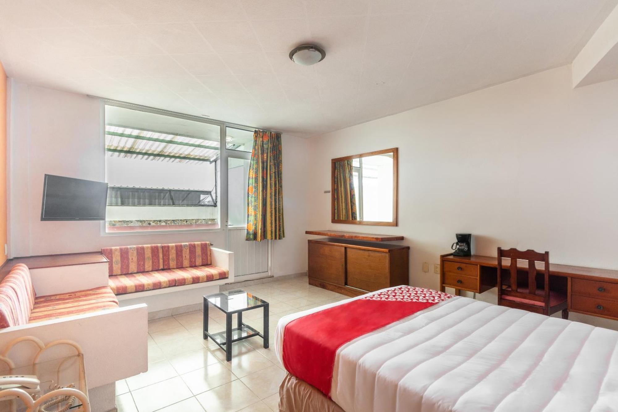 Oyo Hotel Casa Blanca Martínez de La Torre Kültér fotó