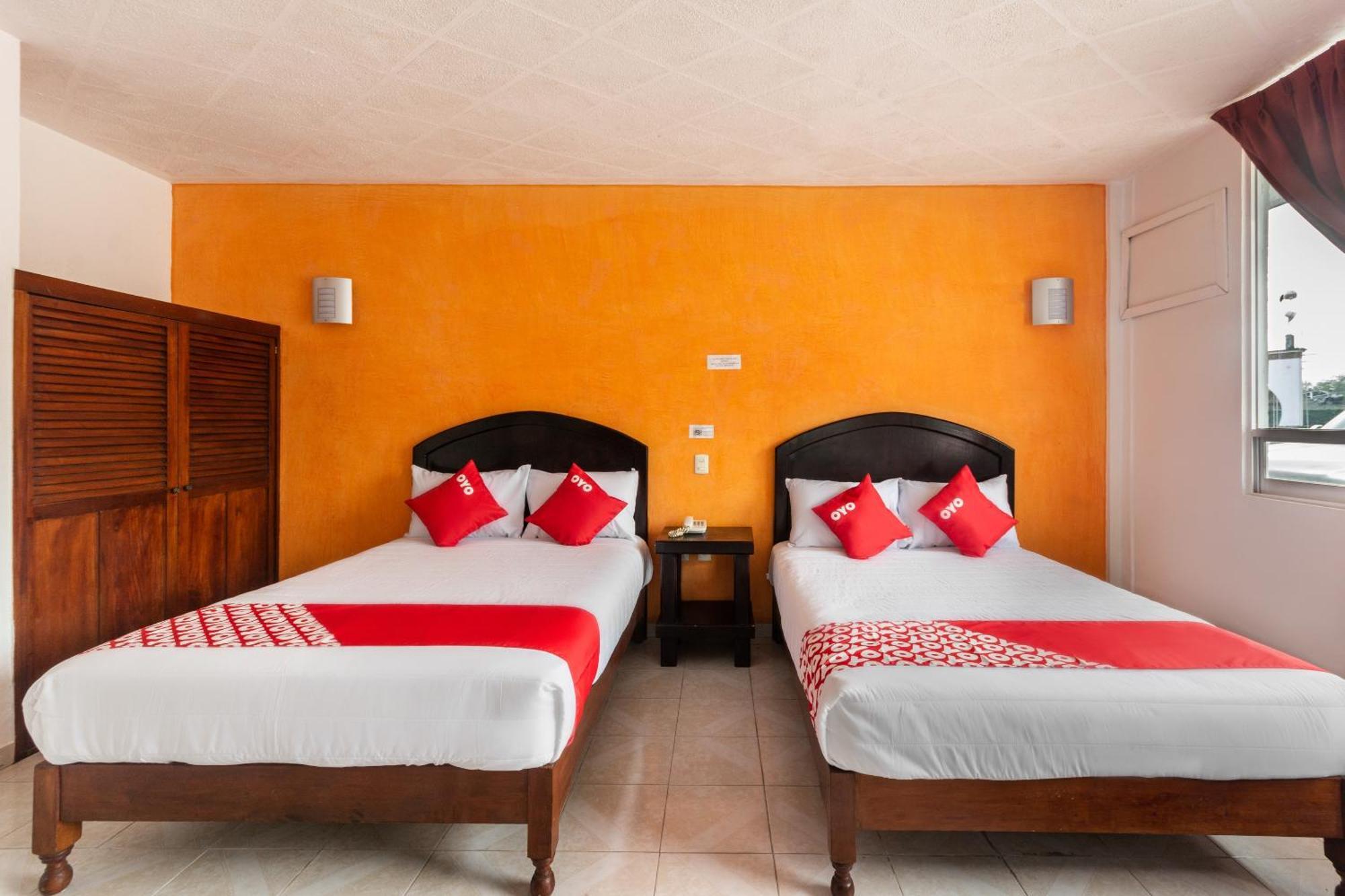 Oyo Hotel Casa Blanca Martínez de La Torre Kültér fotó