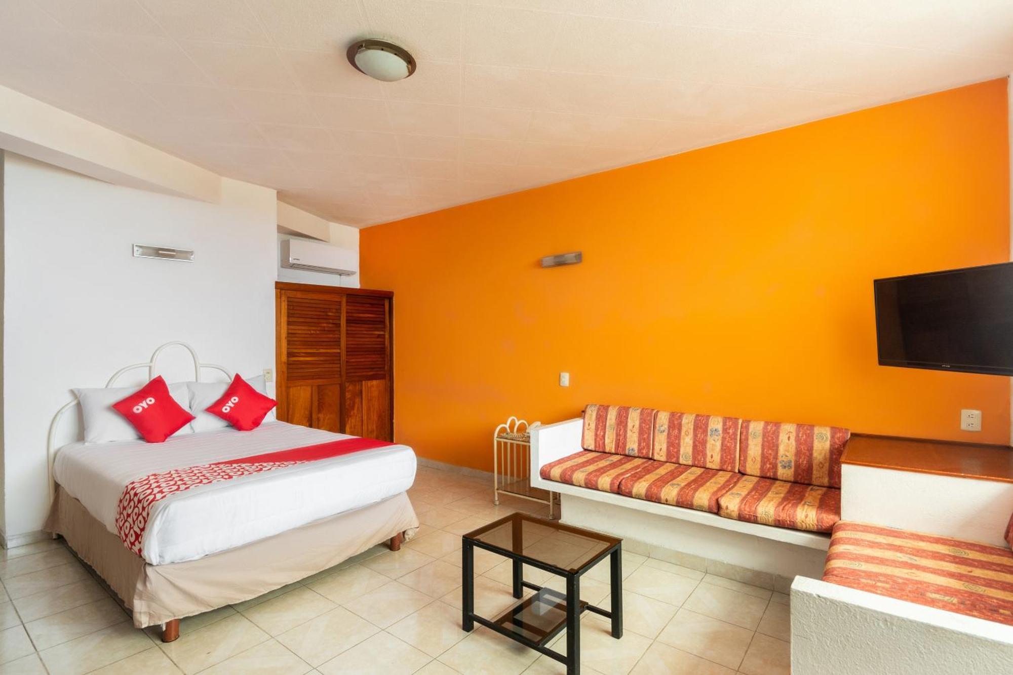 Oyo Hotel Casa Blanca Martínez de La Torre Kültér fotó