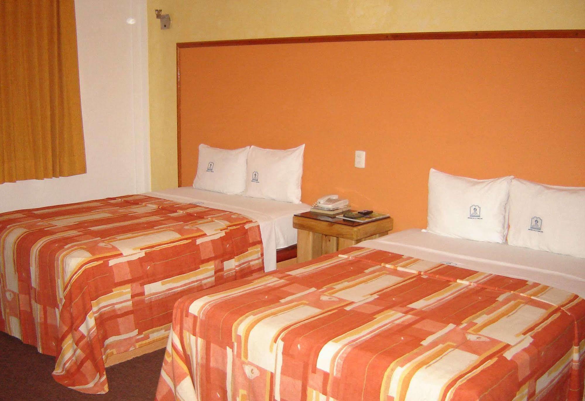 Oyo Hotel Casa Blanca Martínez de La Torre Kültér fotó